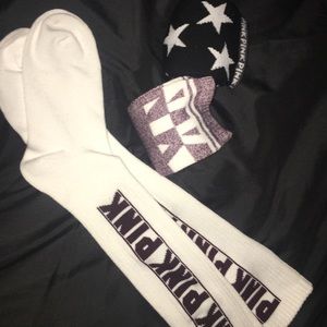 PINK VS crew socks